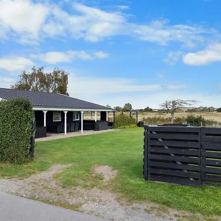 Rolfkarl - 250m From The Sea By Interhome Feriehus *