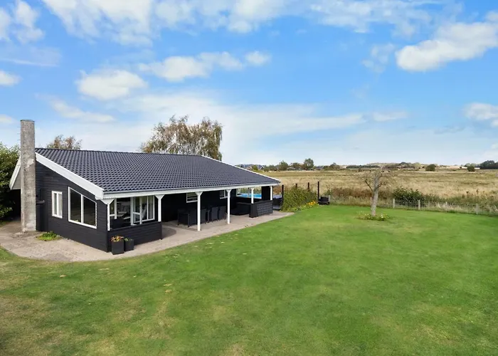 Rolfkarl - 250m From The Sea By Interhome Feriehus Mesinge