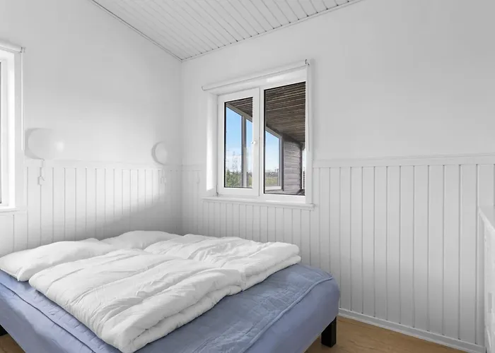 Feriehus Rolfkarl - 250m From The Sea By Interhome Mesinge