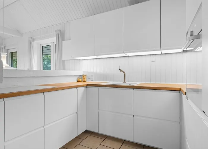 Rolfkarl - 250m From The Sea By Interhome Feriehus