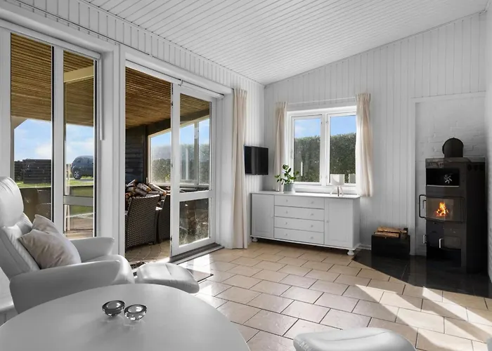 Ferienhaus Rolfkarl - 250m From The Sea By Interhome Mesinge